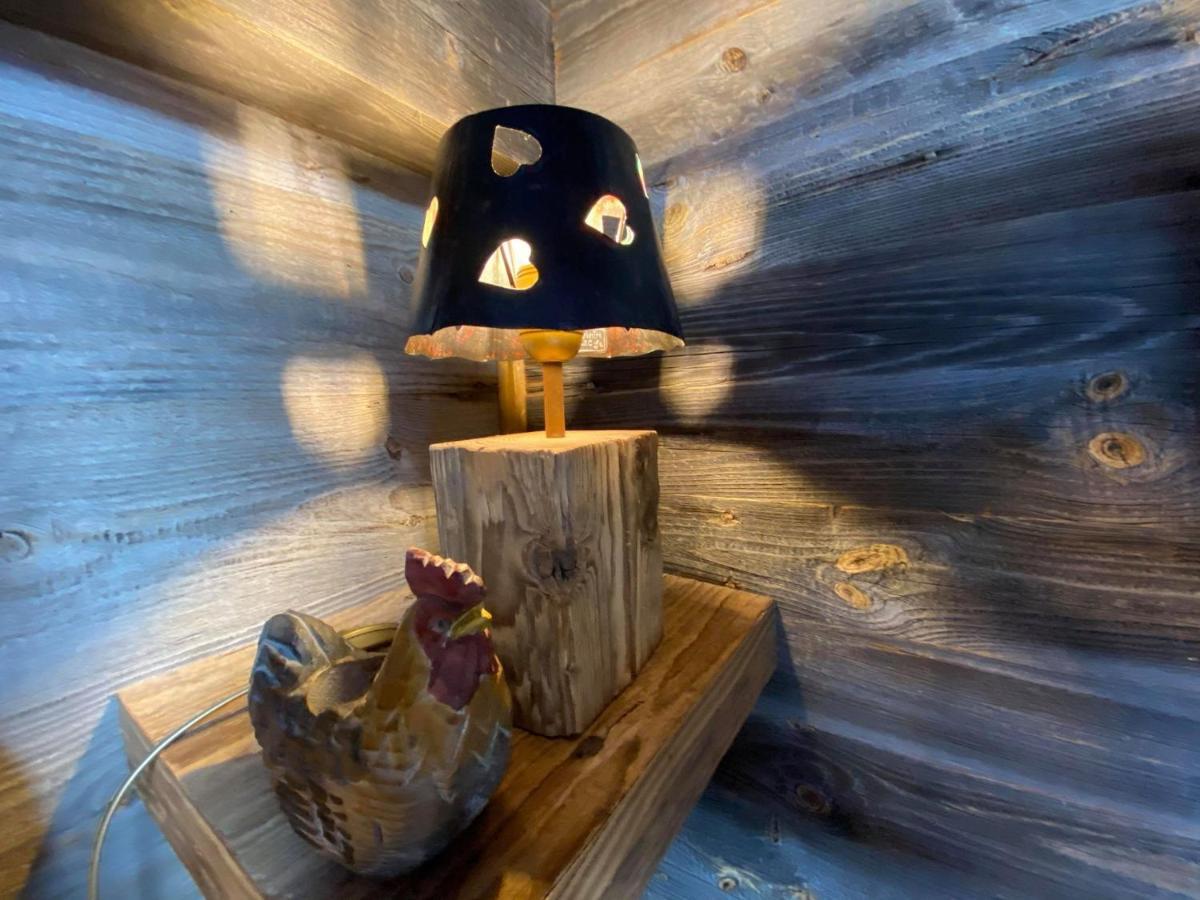 Micro-Lodge, Le Petit Nid D'Amour Montriond Exterior photo