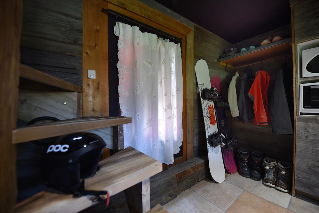 Micro-Lodge, Le Petit Nid D'Amour Montriond Exterior photo